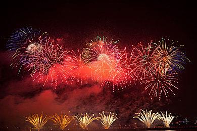 《守望先锋：归来》玩家称雾子新皮肤包太贵 暴雪没良心